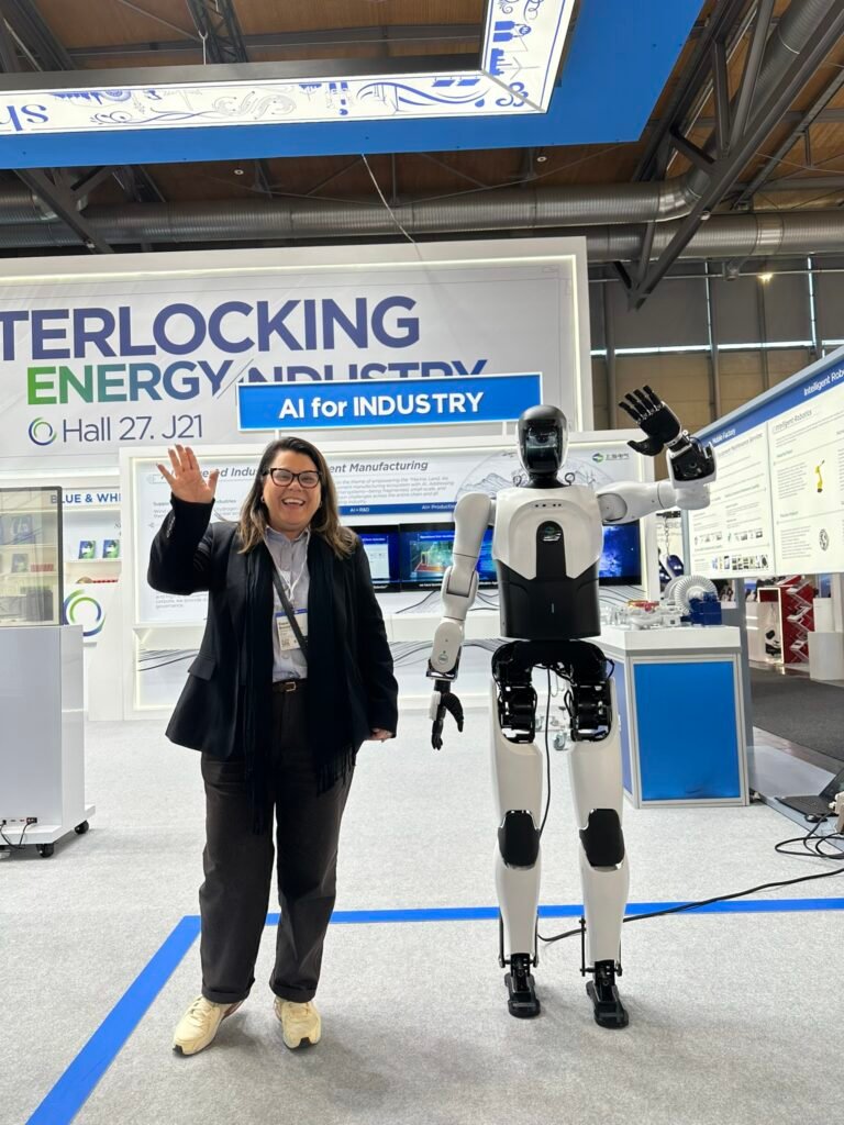 Robô humanoide exibido na Hannover Messe 2026 inovação industrial